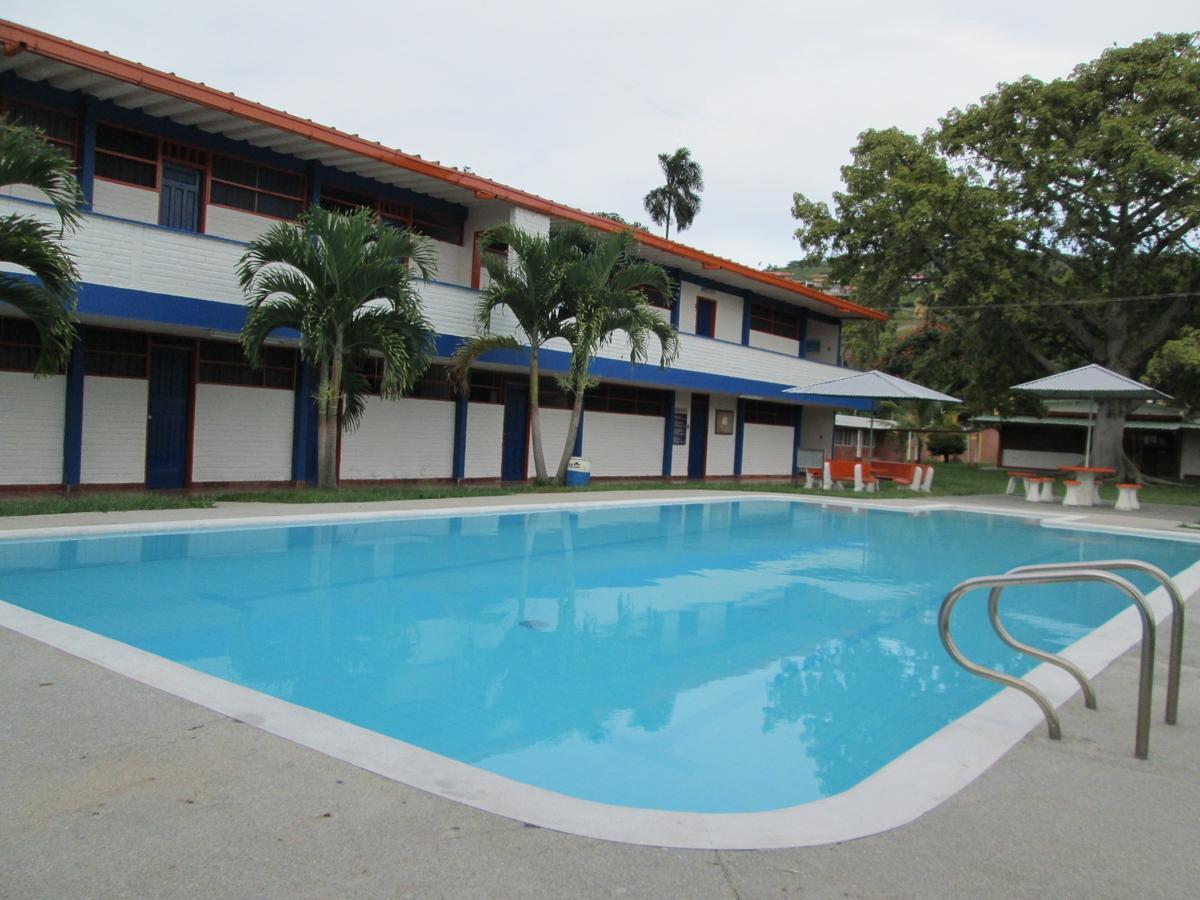 Imca Hotel Buga Exterior foto